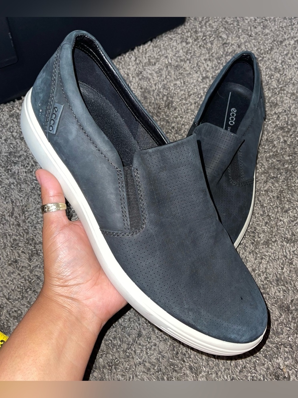 ECCO Men's Soft 7 Black Leather Slip On Sneaker Sz 10